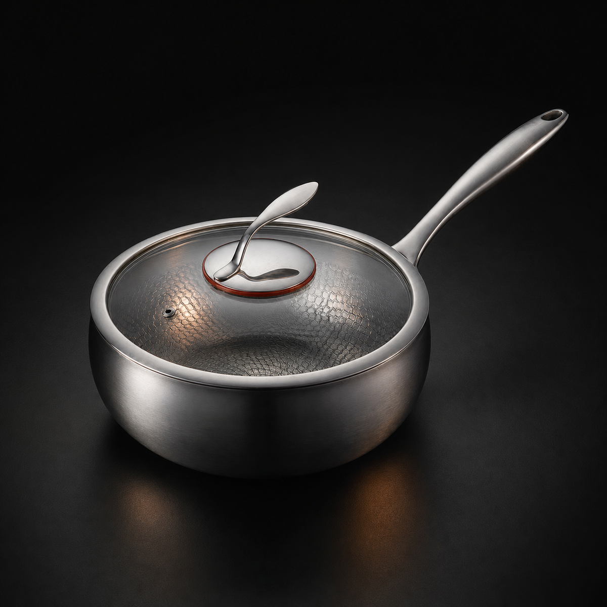 Gehämmerte Titan-Sauteuse